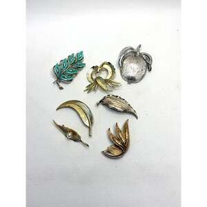 Vintage Brooch Lot of 7 Mixed Leaf Apple- Some Signed Coro Alan J Sarah Cov